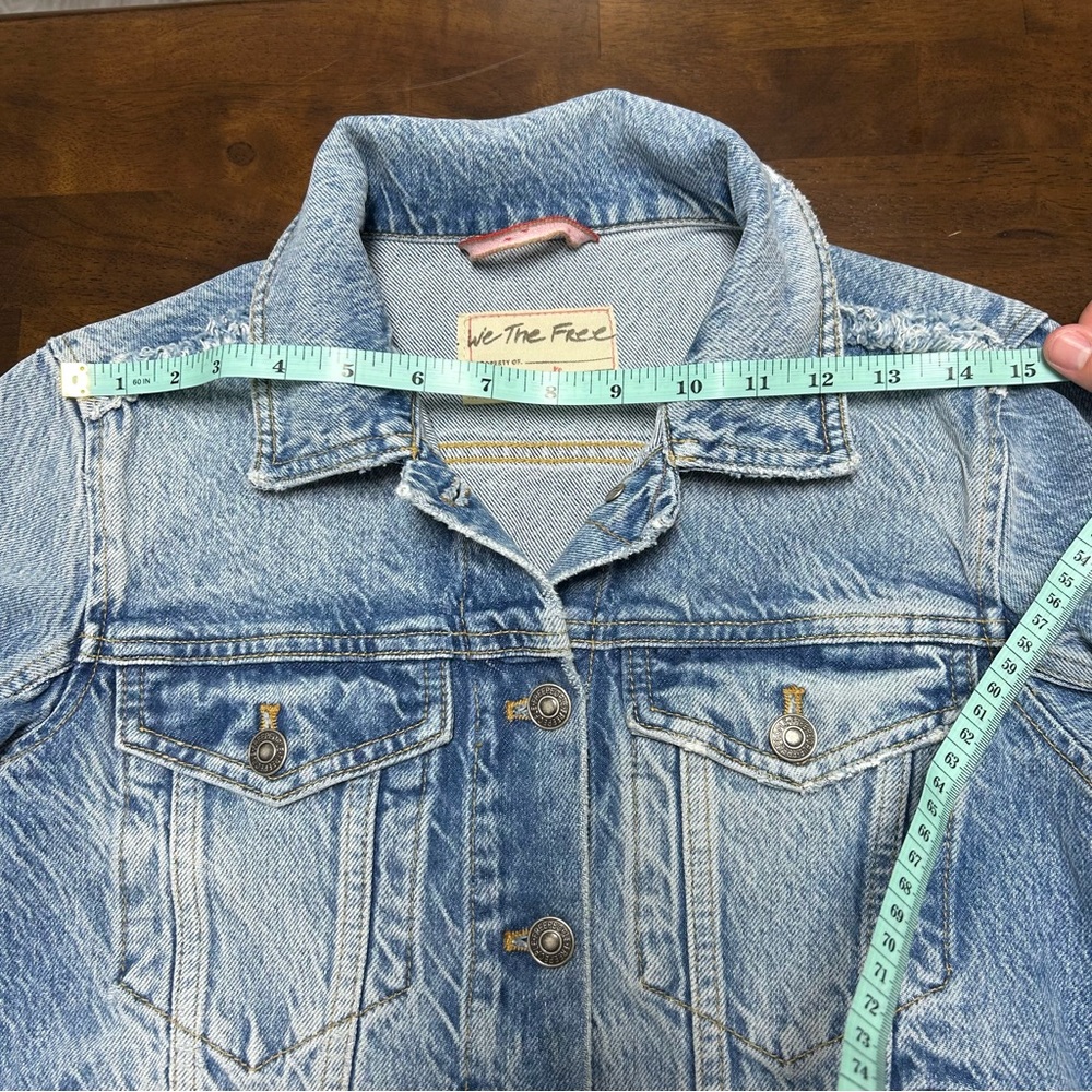 We The Free Indira Distressed Frayed Denim Jacket Size XS - Picture 13 of 16